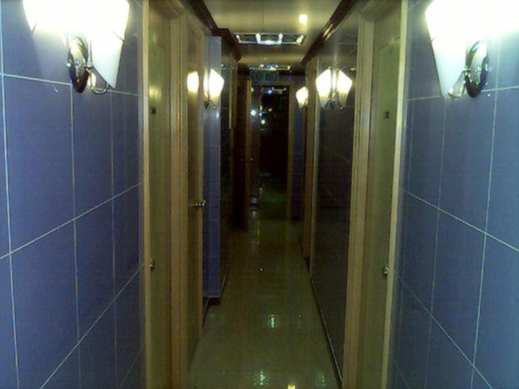 Oriental Pearl Budget Hotel ฮ่องกง ภายนอก รูปภาพ